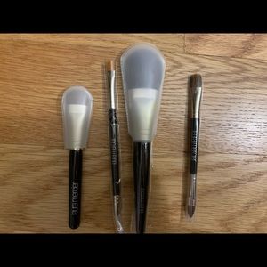 Laura Mercier assorted makeup brushes